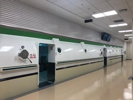 Chamber Hiperbarik Oksigen Silindris Multiplace (Bentuk Omega)