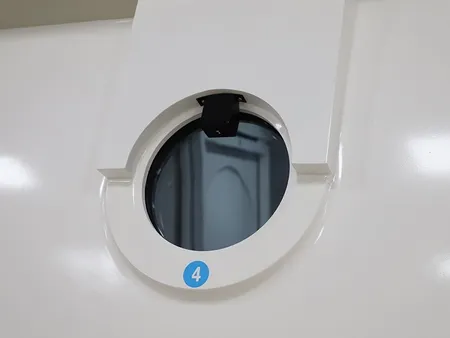 Chamber Hiperbarik Oksigen Silindris Multiplace (Bentuk Omega)